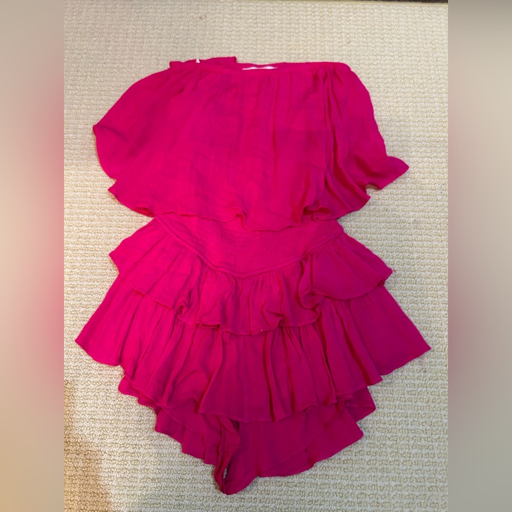 The Impeccable Pig Hot Pink Strapless Ruffled Romper - Size: Small